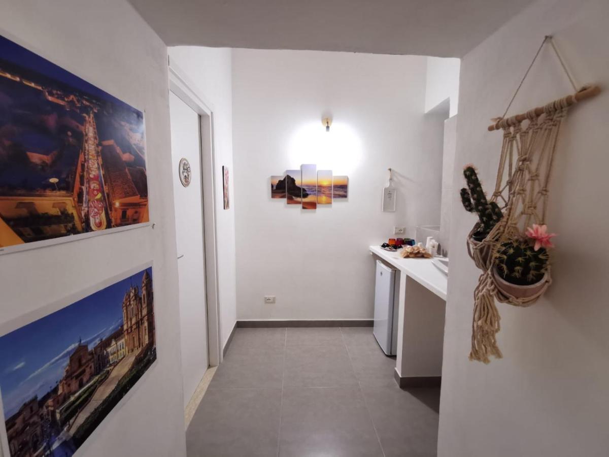 Hercules Suites Ното Екстериор снимка